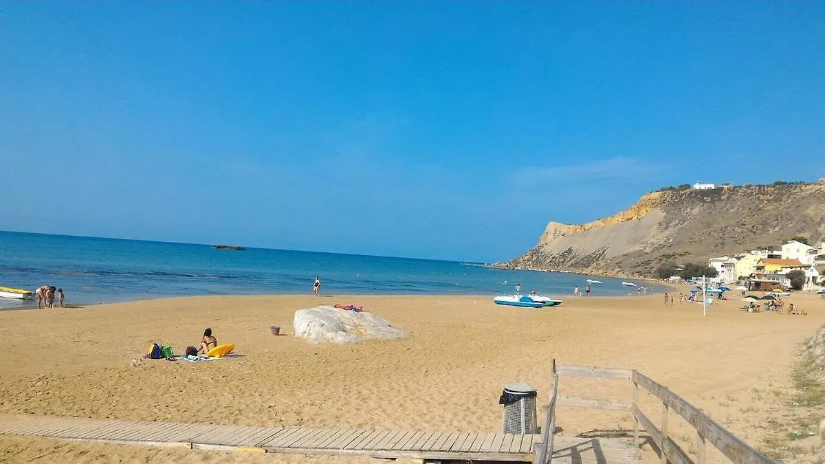 Holiday home Casa Vacanze Da Francesca Realmonte Italy